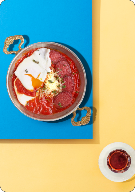 Domates Soslu<br>Sucuklu Yumurta